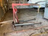 ENGINE HOIST