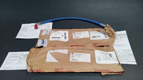 NEW MLG EMERGENCY EXTENSION HOSES SS48CT3A177000 & SUPPLY HOSE 76251-02702-044
