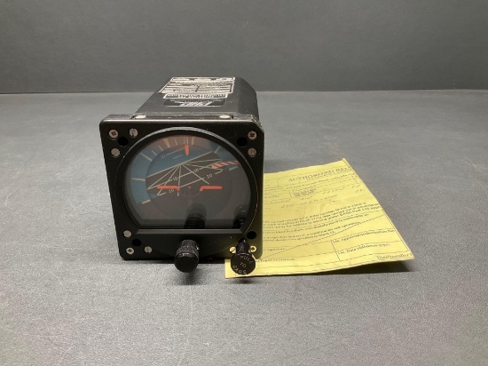 ATTITUDE GYRO 504-0033-9224 ALT# 305-1BL(20) (OVERHAULED)