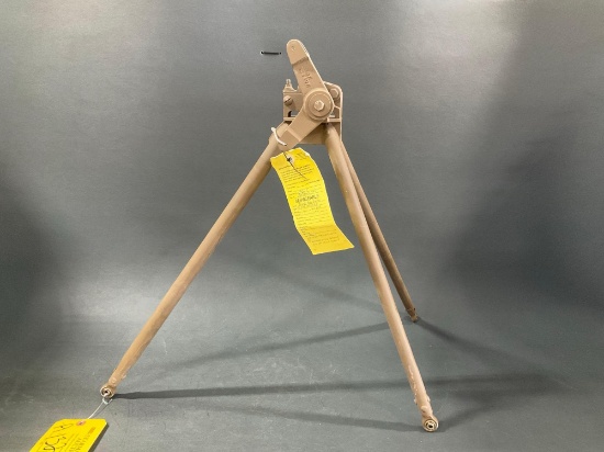 TRIPOD ASSY 205-060-105-1