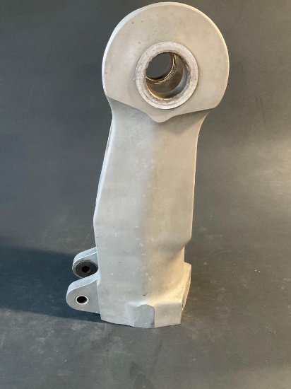 MAIN ROTOR GRIP 204-011-121-9, S/N WL-0293