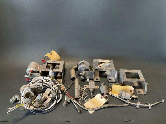 UH-1/T-53 CONTROL BOX, PRESSURE TRANSMITTERS AND HARNESS