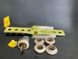 BELL 5TH MOUNT SUPPORT 209-031-344-001 & RESILIENT MOUNT 204-031-927-5
