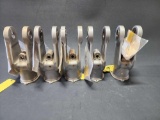 MAIN ROTOR GRIPS 206-011-132-113A & -113 (50 TO 111 HRS REMAINING)