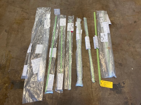 (LOT) NEW EMBRAER LEGACY/PHENOM HINGE & HINGE PINS