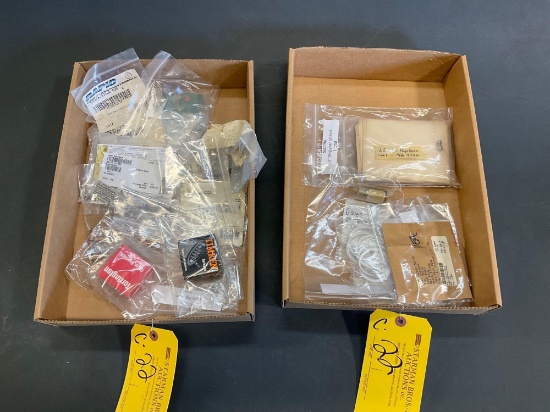 BOXES OF NEW BEARINGS, BUSHINGS, L/G PINS & LANDING GEAR INV NAS77A6-035, 131627, U80022-044, B-45,