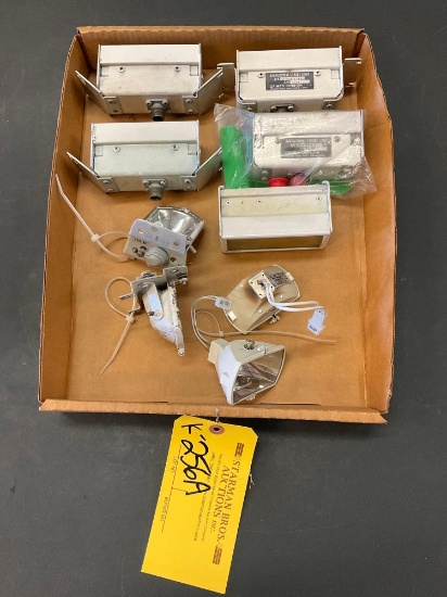 (LOT) GRIMES STROBES 30-1467-1, 30-1331-3, 30-0467-5, ETC