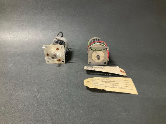 (2) CESSNA GEARBOX MOTORS 9910070-1 & 9910002-3 (BOTH NEED REPAIR)