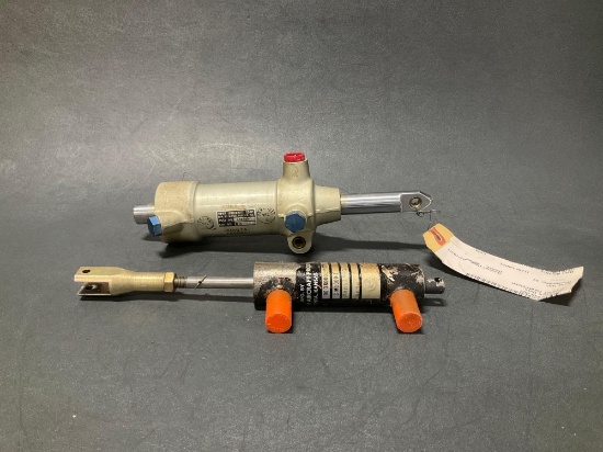 (LOT) PIPER AEROSTAR STEERING ACTUATOR 450580-501 & BEECHCRAFT MASTER CYLINDER