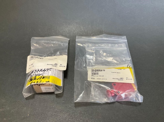 CESSNA SHUTTLE VALVE 9914146-5 (APPEARS NEW/NO PAPERWORK) & NEW FILTER 0756009-7