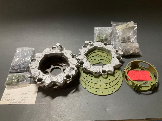 (2) SABRE 65 DISASSEMBLED BRAKE ASSYS 9550338-1