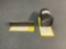(LOT) KING AIR VERTICAL SPEED INDICATOR 101-380034-1 ALT# 30230-1176 & BOMBARDIER FACE PLATE