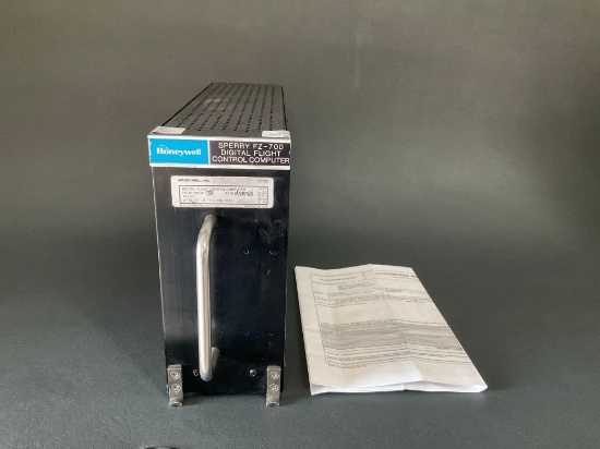 HONEYWELL FZ-700 DIGITAL FLIGHT COMPUTER 7003183-932 (REPAIRED) S/N 84110198