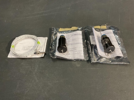 (LOT) NEW BA-440 CONFIGURATION PLUGS DA5AD5B1 & DAVTRON PROBE C307PS