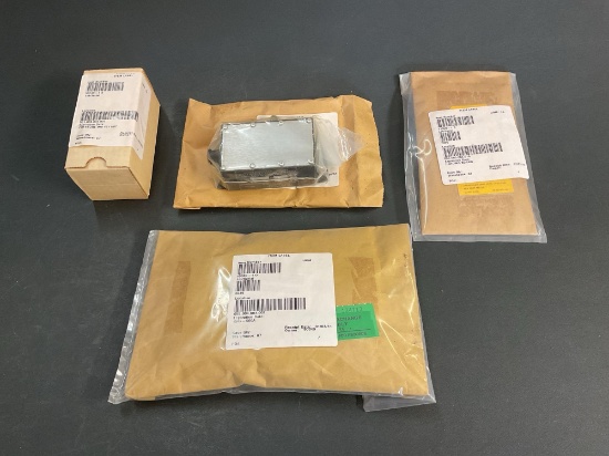 (LOT) PRESSURE INDICATOR 50240-1, GPS COUPLER & PC BOARDS