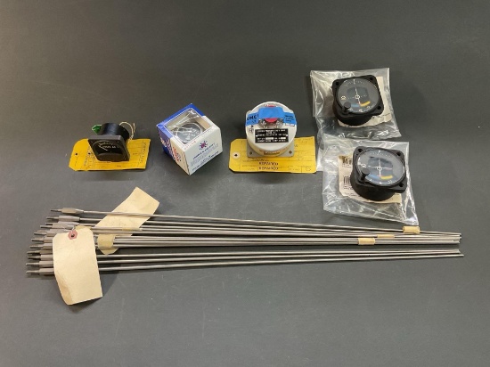 (LOT) VOLT/AMP METERS, ANTENNAS, SWITCH & INSTRUMENTS