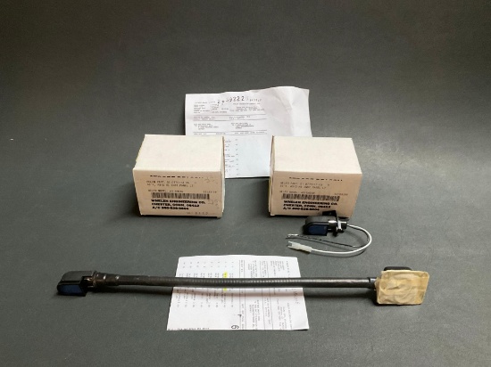 NEW MAP LIGHTS 01-0770190B12 & 01-0770113-05