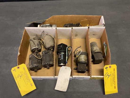 BOXES OF USED FLAP MOTORS 35-360109, 35-521225, ETC