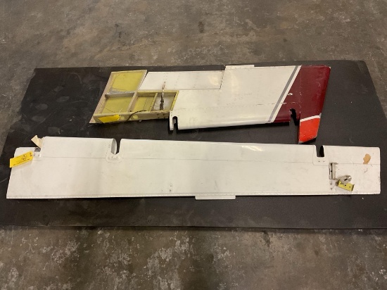 (LOT) BEECHCRAFT SURFACES