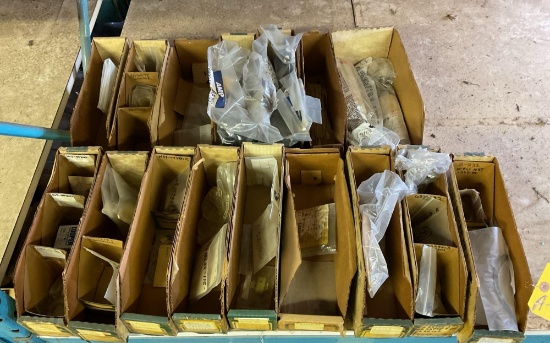 (LOT) MISC HARDWARE
