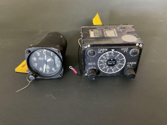 BEECHCRAFT ALTIMETER & CABIN CONTROLLER