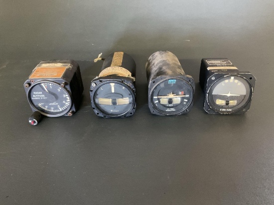 (LOT) TURN & BANK & RADAR ALTIMETER