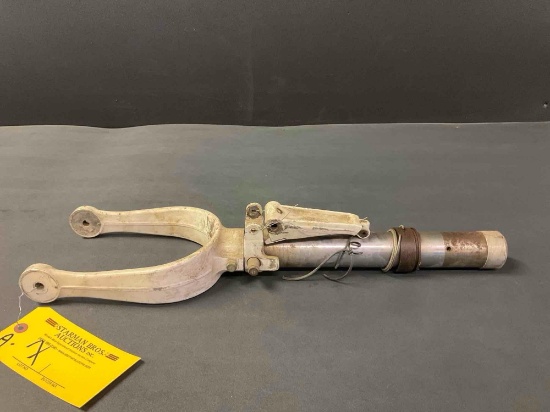 CESSNA 150 NOSE FORK & BARREL ASSY