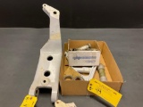 (LOT) CESSNA AXLES, MUSKATEER TRUNNION & MISC LANDING GEAR INVENTORY