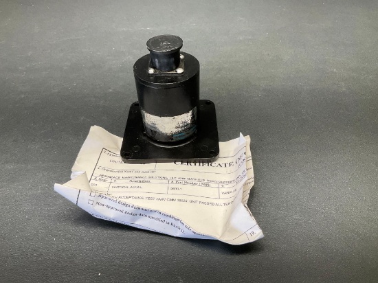 ACCELEROMETER 5690-1 (TESTED/SERVICEABLE) S/N 6-3630
