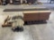 (LOT) RIVET RACK
