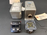 (LOT) CIC AIR DATA COMPUTER (1) 04471-00-02-02, SAFE FLIGHT LIFT COMPUTER (1) C-36706-4, VERTICAL