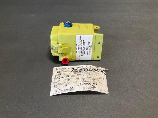 NEW HYDRAULIC RESERVOIR 206-076-032-105