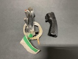 (LOT) PISTOL GRIPS