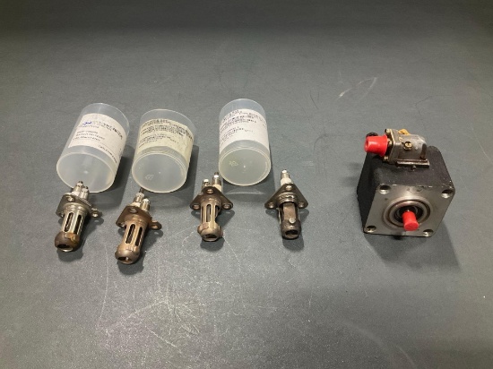 (LOT) TURMO TACH GENERATORS & TEMP PROBES