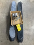 (LOT) ACTUATORS & STEPS (1 IS DAMAGED)