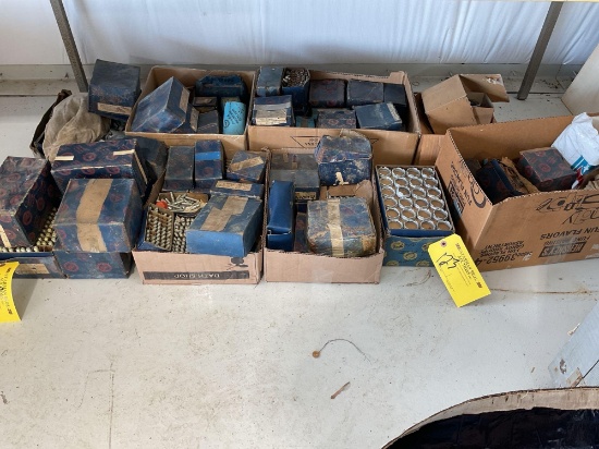 (LOT) NEW P&W HARDWARE AND SEALS