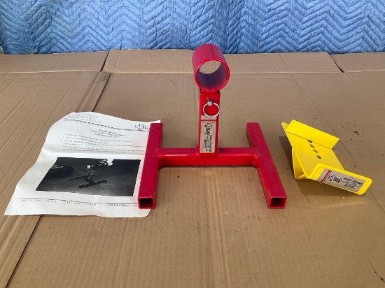 (LOT) BOGERT 17M LANDING GEAR SAFETY STAND & 30M UNIVERSAL JACK PAD