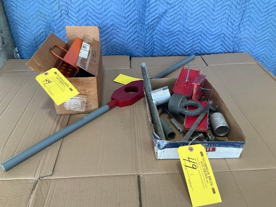 (LOT) RADIAL ENGINE TOOLING, TURNING BAR & SPARK PLUG CADDIES