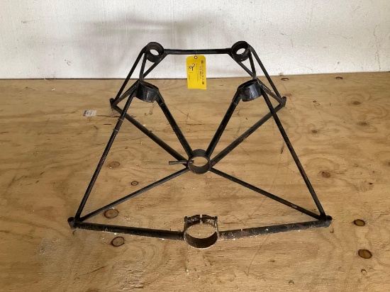 CESSNA 152 ENGINE MOUNT (APPEARS TO HAVE NO DAMAGE)