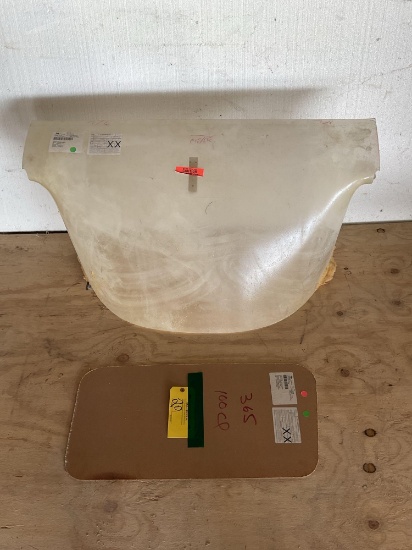 (LOT) CESSNA 150/152 WINDSHIELD & DOOR GLASS