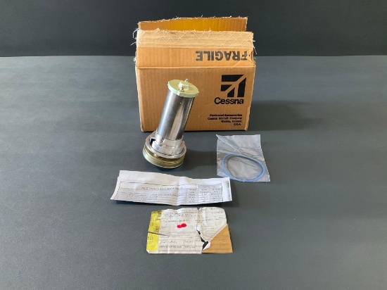 NEW CESSNA CITATION FUEL PUMP 9914421-1 ALT# RR55385-1