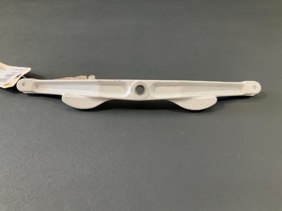 NEW PIPER NAVAJO STEERING BELLCRANK 40305-000