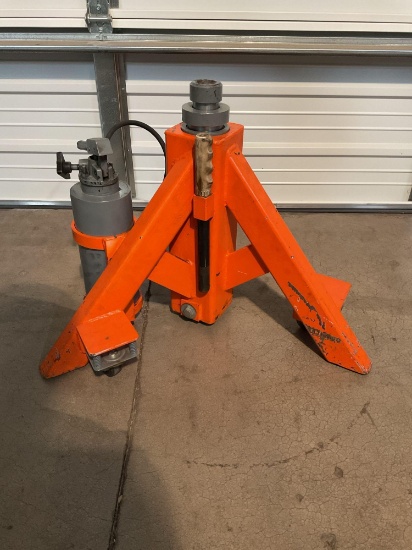 WARD AERO 24" AIRCRAFT JACK