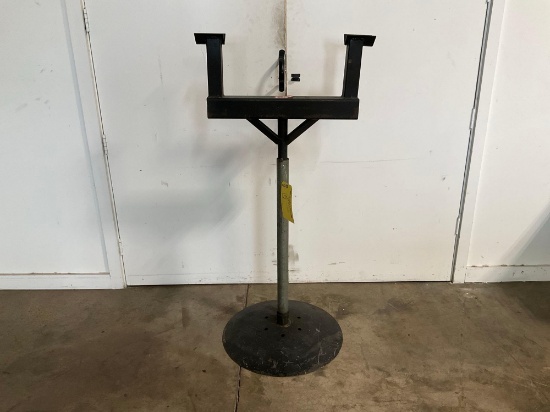 PROPELLER NOSE STAND