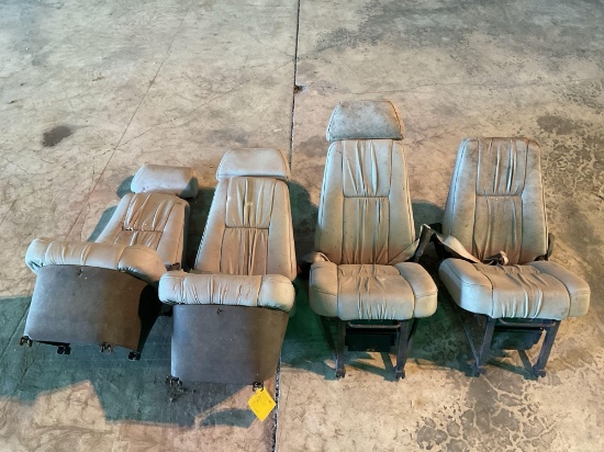 (LOT) AZTEC SEATS