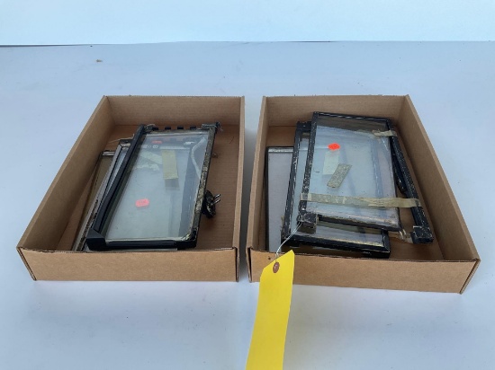 BOXES OF WINDOW HOT PLATES FOR PARTS OR REPAIR