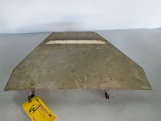 Bonanza Gear Door