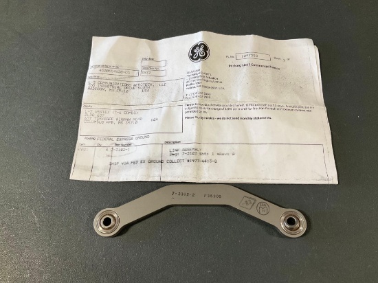 NEW HYDRAULIC LINK ASSY 7-3102-1
