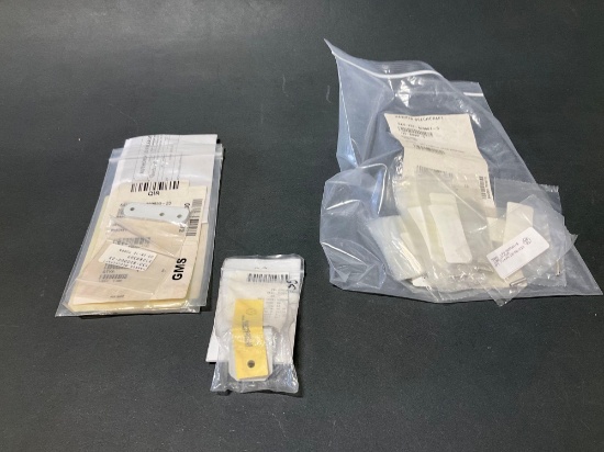 (LOT) NEW T-6 TEXAN II LANDING GEAR BRACKETS & HARDWARE 133-820020-23, 133-810036-7 & 133-820001-5
