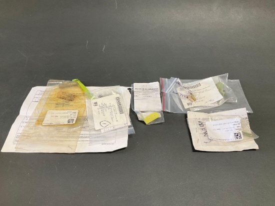 (LOT) NEW T-6 TEXAN II GEAR DOOR PINS & REPAIR INVENTORY 133-100711-3, 133-100706-4 & 133-100710-1